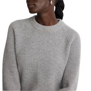 Cashmere | Women's Gray Crewneck Sweater